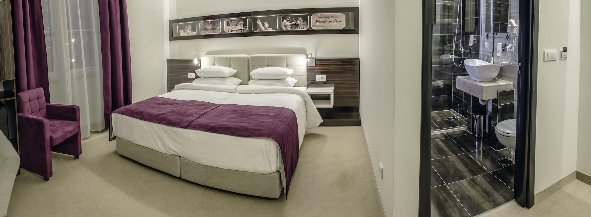 Hotel Theater Belgrade Garni Luaran gambar
