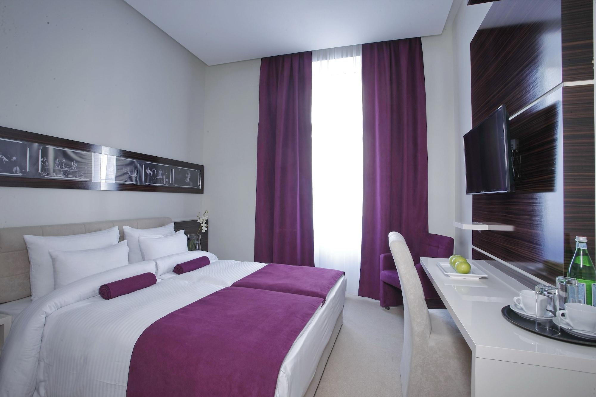 Hotel Theater Belgrade Garni Luaran gambar