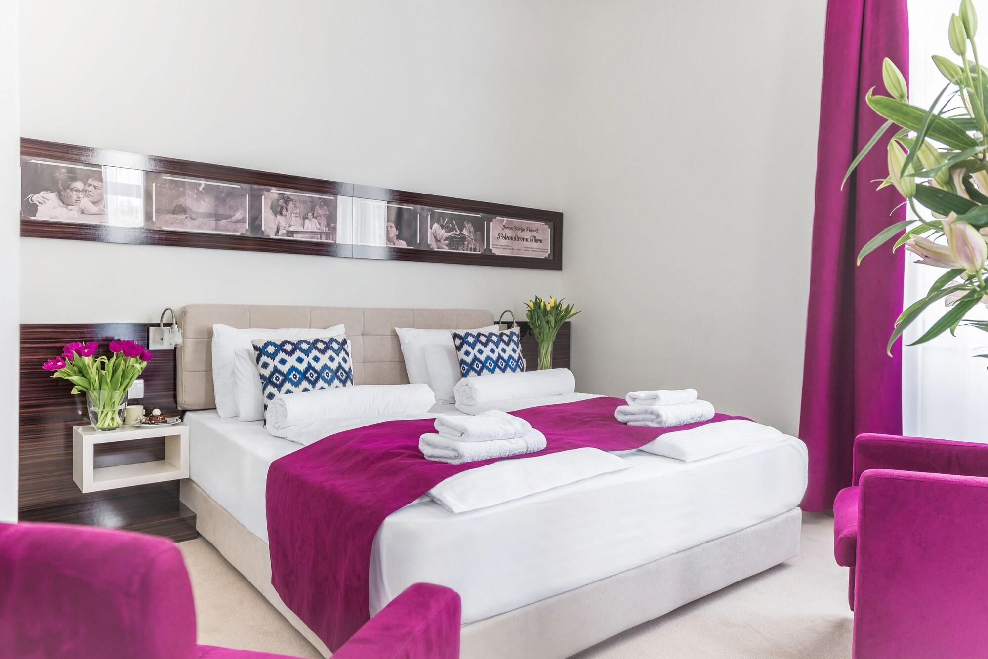 Hotel Theater Belgrade Garni Luaran gambar