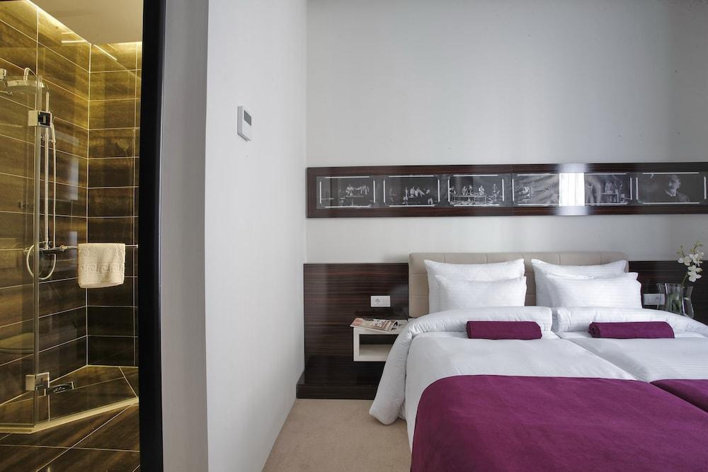 Hotel Theater Belgrade Garni Luaran gambar
