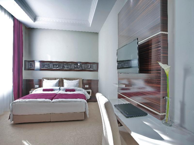 Hotel Theater Belgrade Garni Luaran gambar